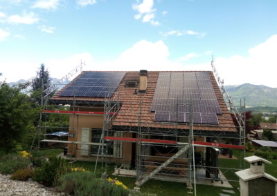 Installation 30 modules solaires en surtoiture à Muraz