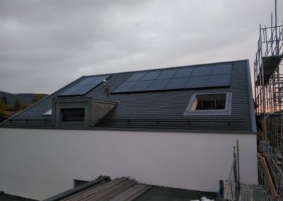Installation 16 modules solaires en intégré à Chéserex (2 toitures)