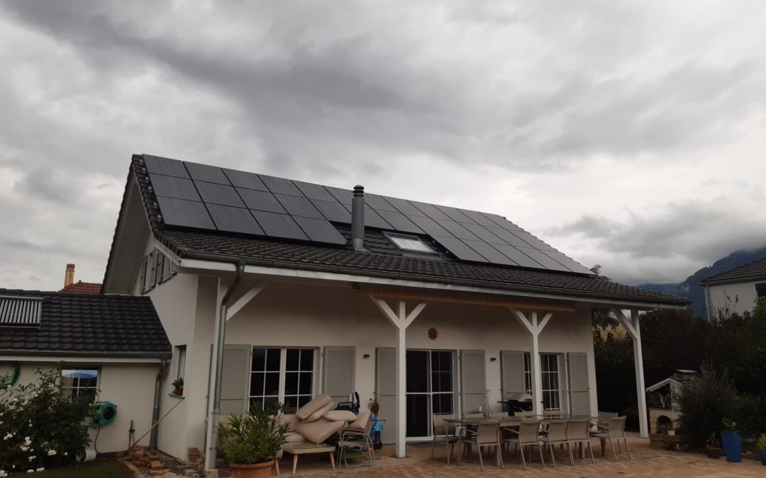 Installation 33 modules solaires en surtoiture à Noville
