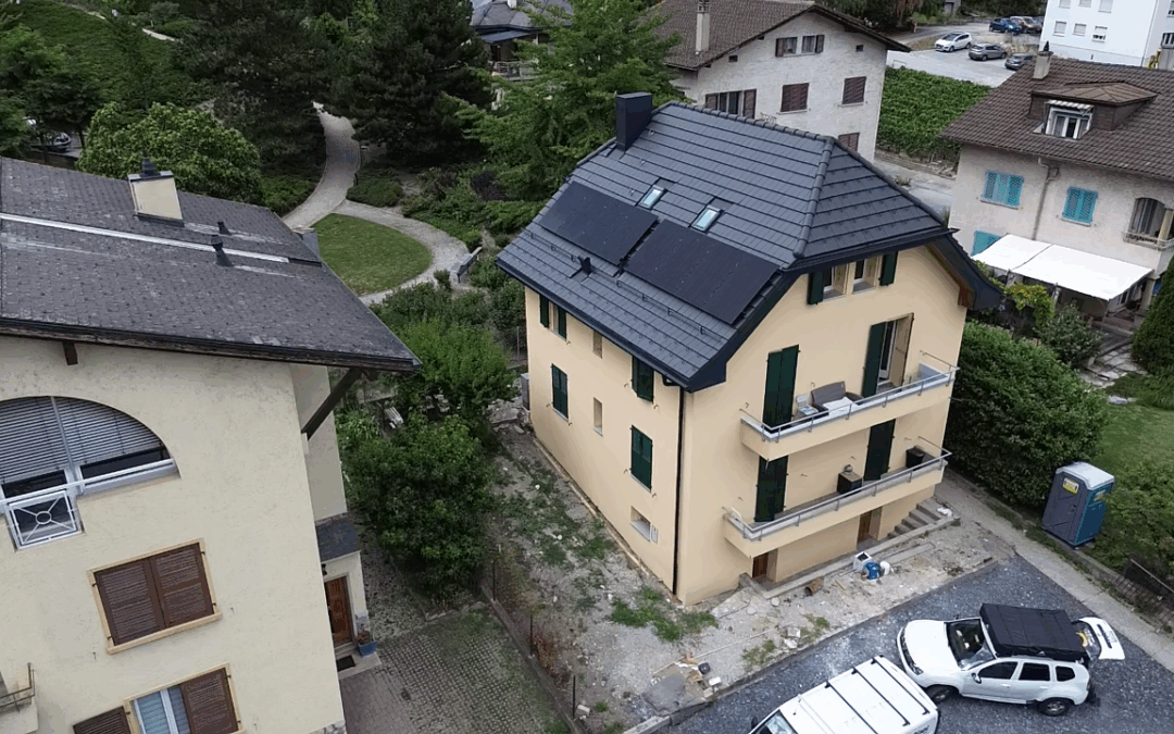 Installation 16 modules solaires en sur toiture à Sierre