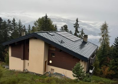 Installation 24 modules solaires en intégré à Anzère