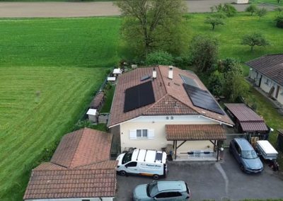 Installation 24 modules solaires en sur toiture à Bex