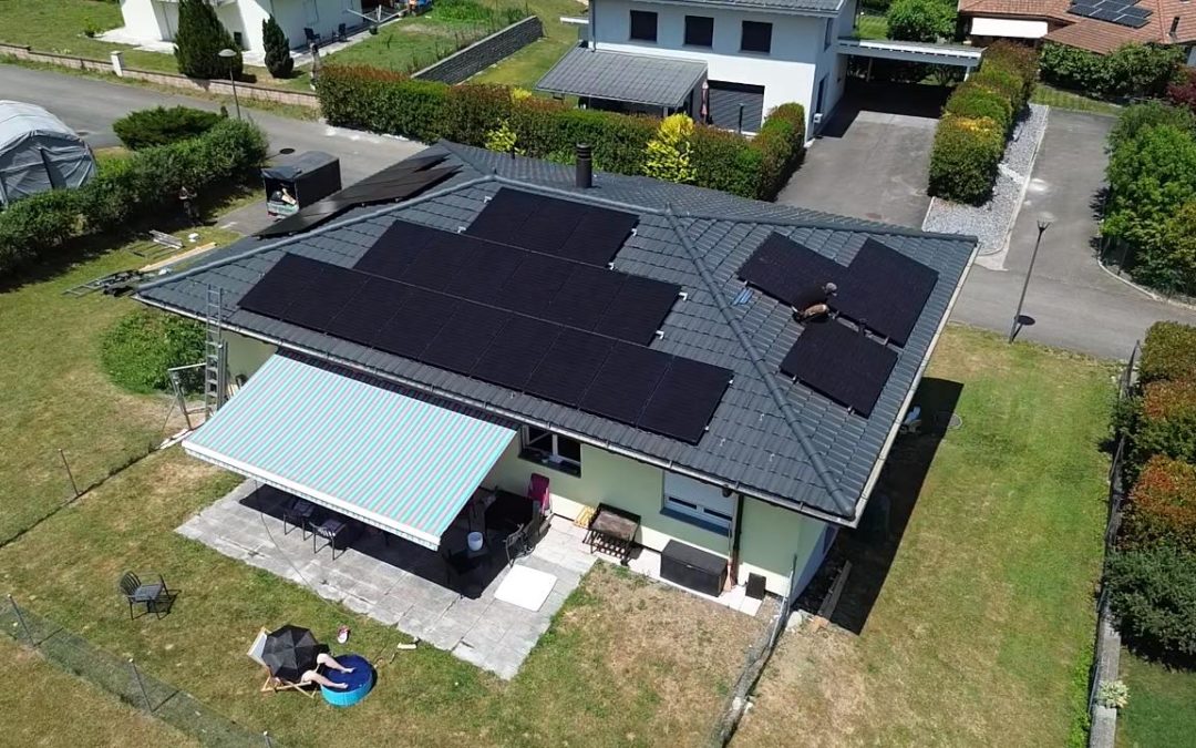 Installation solaire photovoltaïque en surtoiture
